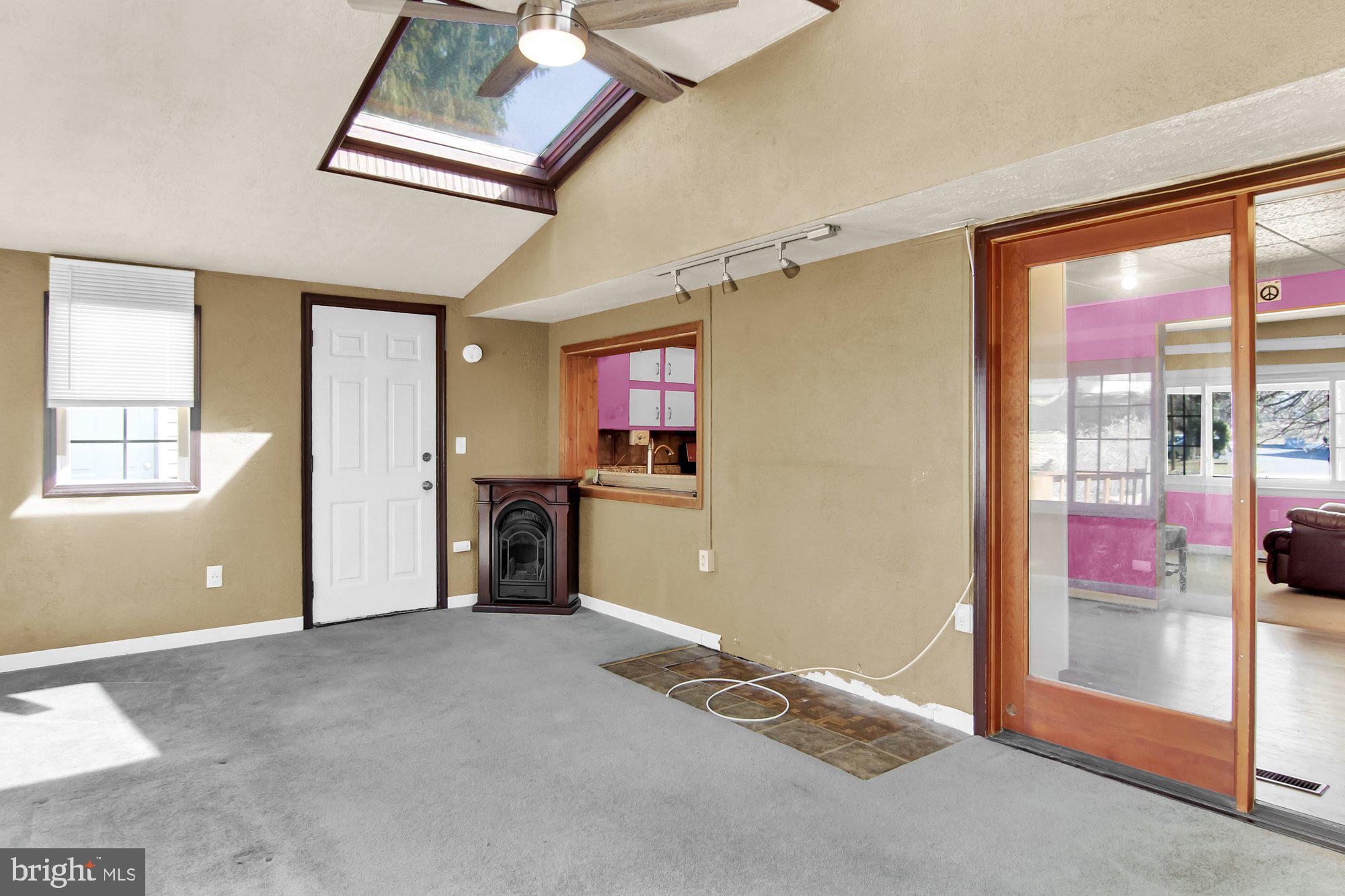 385 Silver Spring Road Mechanicsburg, PA 17050 - Photo 10 of 31 Gallery Image 10