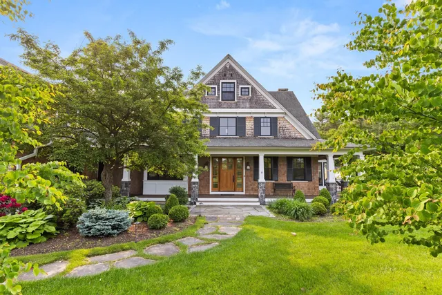 $4,500,000 | 74 Saddle Trail Drive, Dover, NH 03820