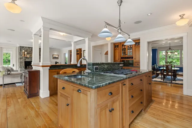 $4,500,000 | 74 Saddle Trail Drive, Dover, NH 03820