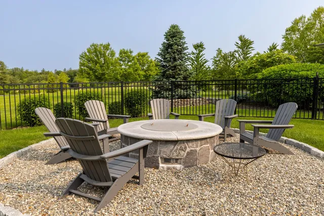 $4,500,000 | 74 Saddle Trail Drive, Dover, NH 03820