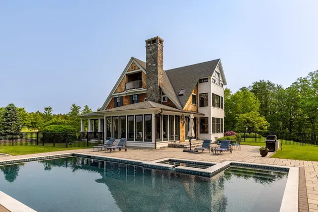 $4,500,000 | 74 Saddle Trail Drive, Dover, NH 03820