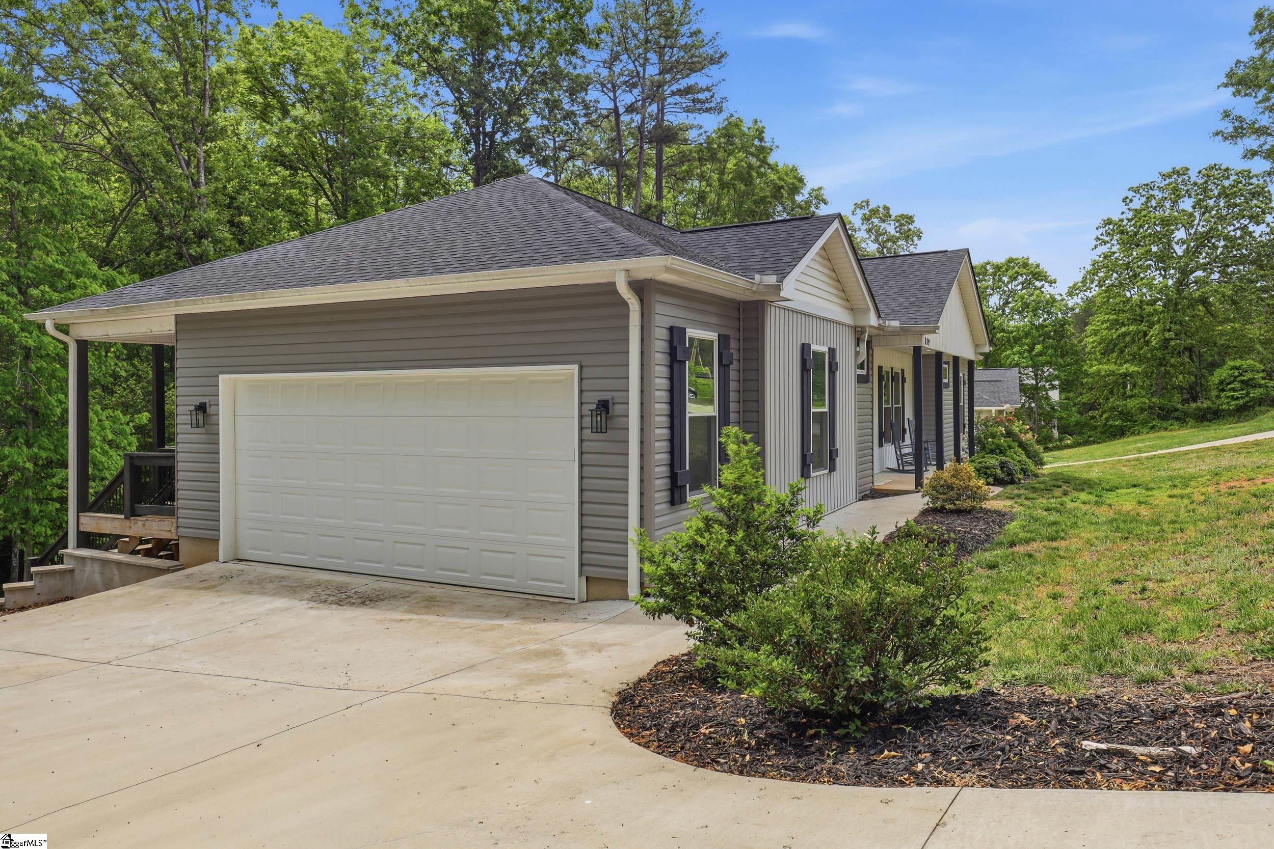 119 Mill Pond Road Easley, SC 29642 - Photo 27 of 30
