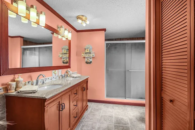 $300,000 | 1067 Polson Circle Northeast, Townsend, GA 31331