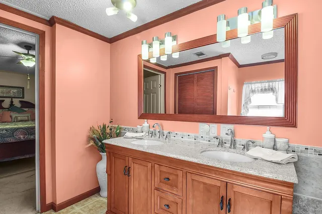 $300,000 | 1067 Polson Circle Northeast, Townsend, GA 31331