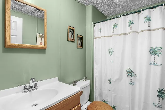 $300,000 | 1067 Polson Circle Northeast, Townsend, GA 31331