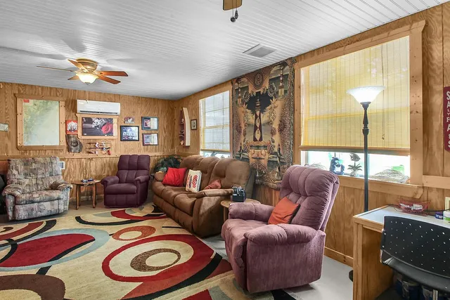 $300,000 | 1067 Polson Circle Northeast, Townsend, GA 31331