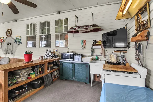 $300,000 | 1067 Polson Circle Northeast, Townsend, GA 31331