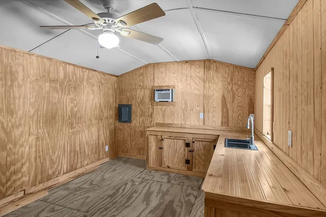 $300,000 | 1067 Polson Circle Northeast, Townsend, GA 31331