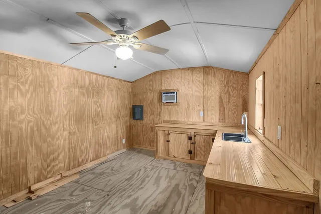 $300,000 | 1067 Polson Circle Northeast, Townsend, GA 31331