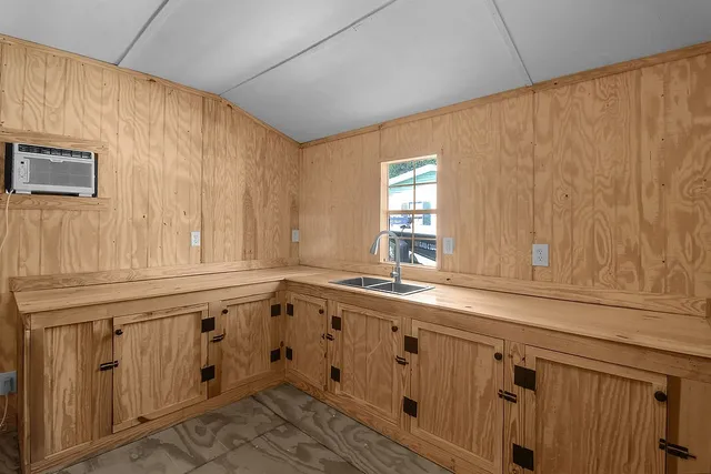 $300,000 | 1067 Polson Circle Northeast, Townsend, GA 31331