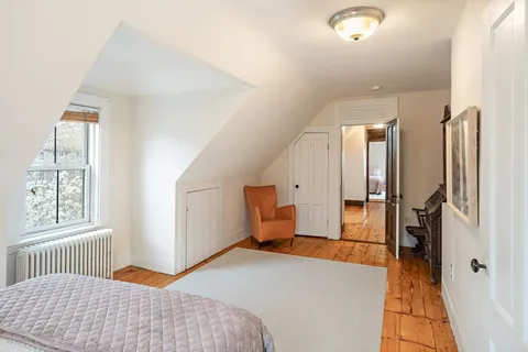 $1,989,000 | 48 Hawthorn Street, Unit 2, Cambridge, MA 02138