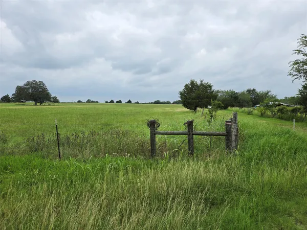 $466,000 | 109 Prairie Lane, Elgin, TX 78621