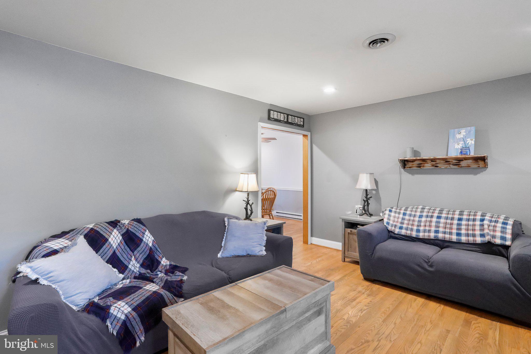14707 Harrisville Road Mount Airy, MD 21771 - Photo 5 of 40 Gallery Image 5