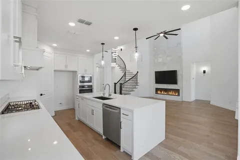 $1,025,000 | 10614 Born Free Road, Frisco, TX 75035