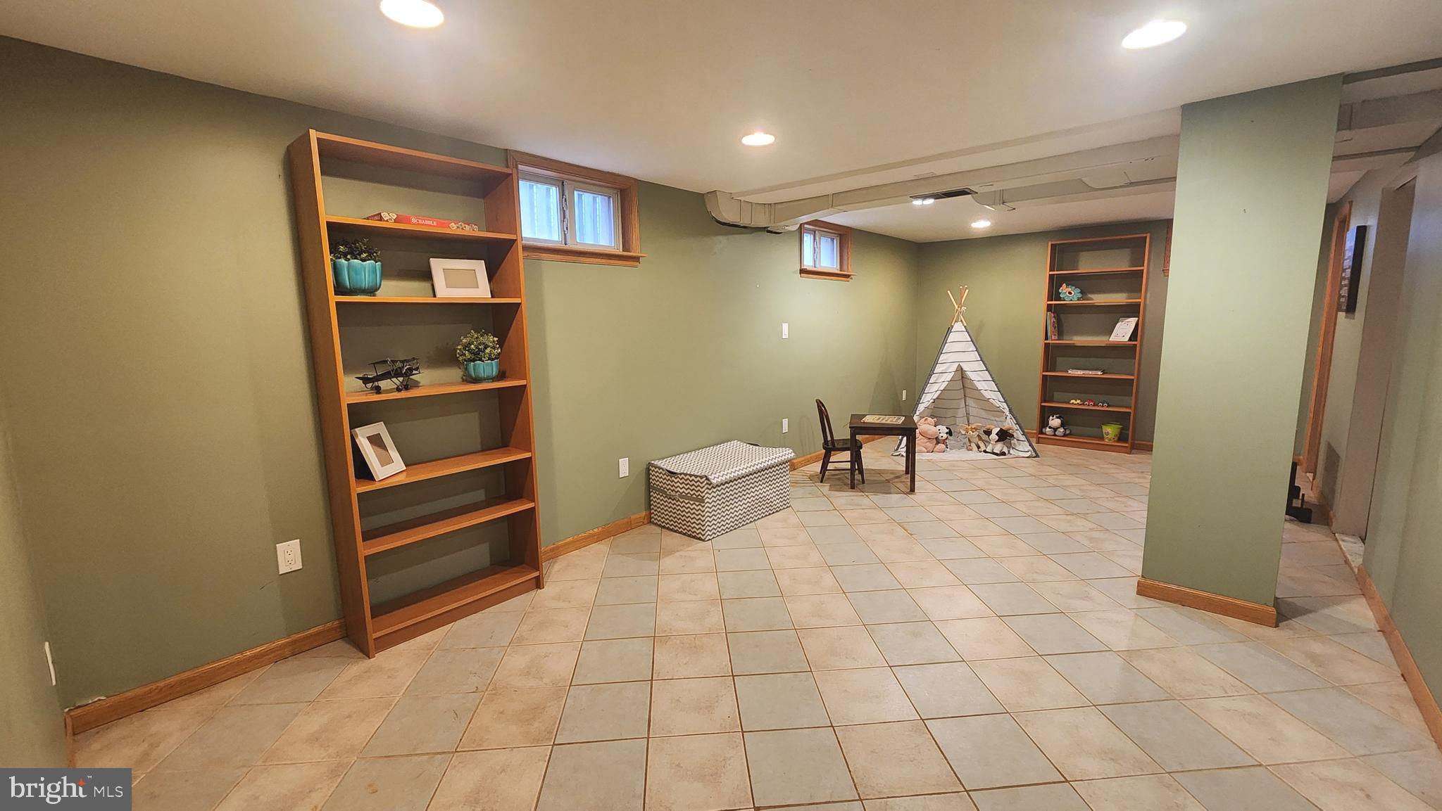 1002 Laredo Road Silver Spring, MD 20901 - Photo 66 of 70
