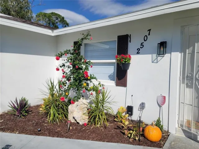 $365,000 | 2507 East 2nd Street, Lehigh Acres, FL 33936