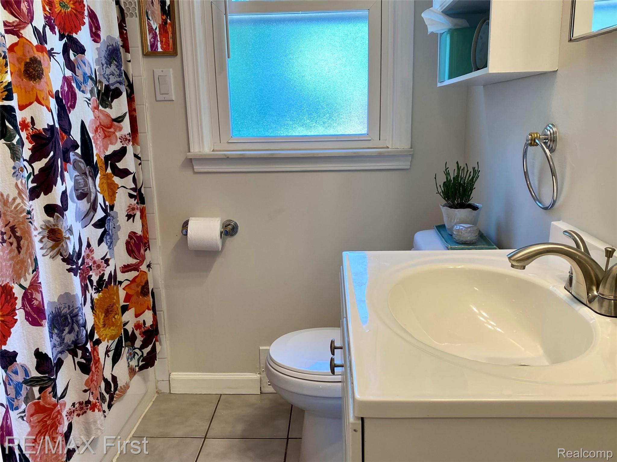 505 Stratford Road Ferndale, MI 48220 - Photo 18 of 28 Bath