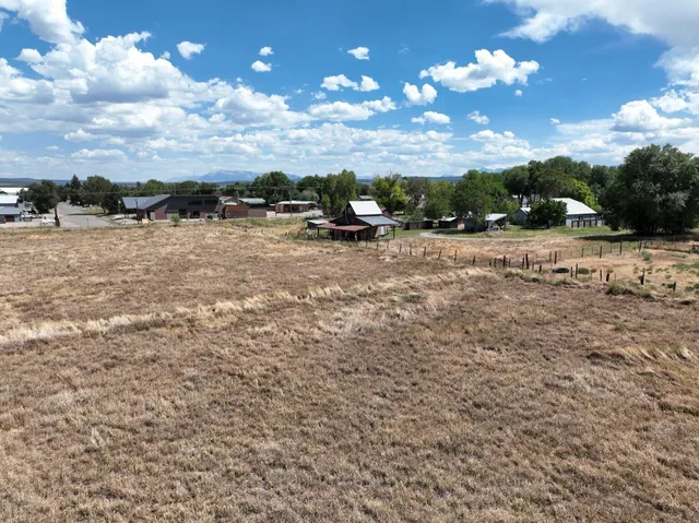a view of a terrace with sky view