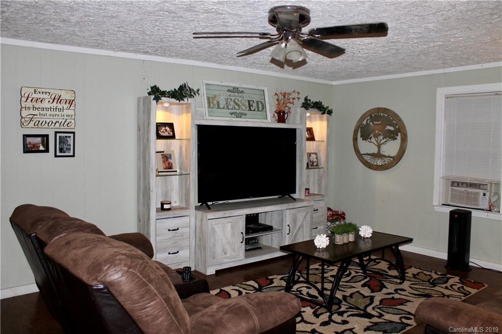 1808 Probart Street Brevard, NC 28712 - Photo 8 of 20 Gallery Image 8