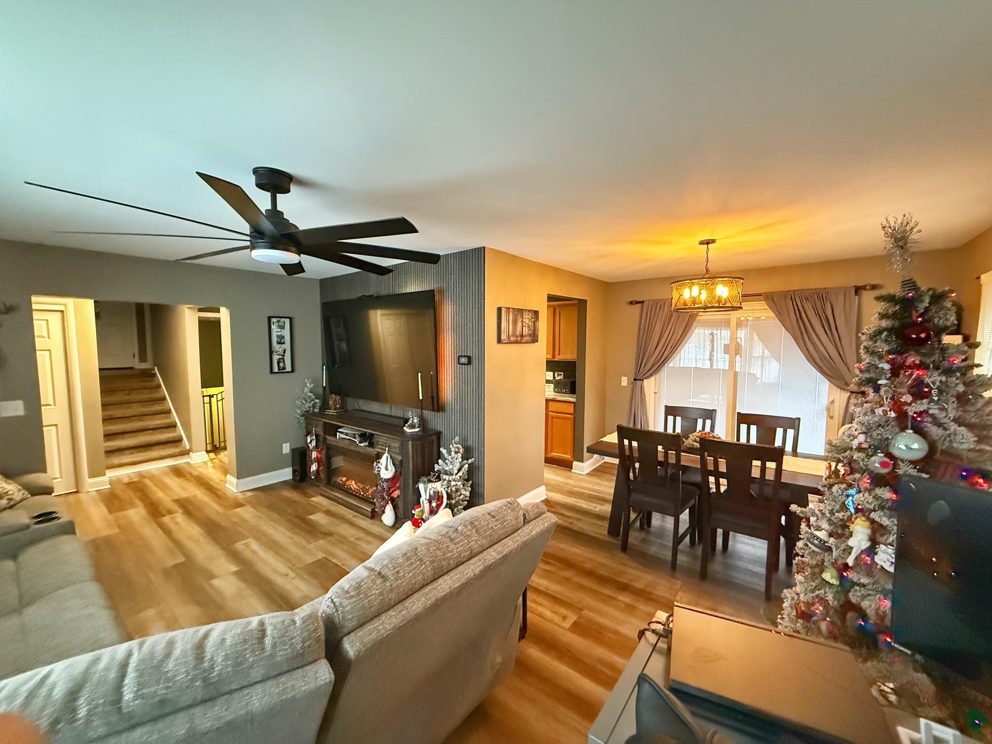 5016 Deland Road Flushing, MI 48433 - Photo 12 of 48 50195705-3c055860-2a99-4b99-b1ce-6d1e3d52a9fb.JPG