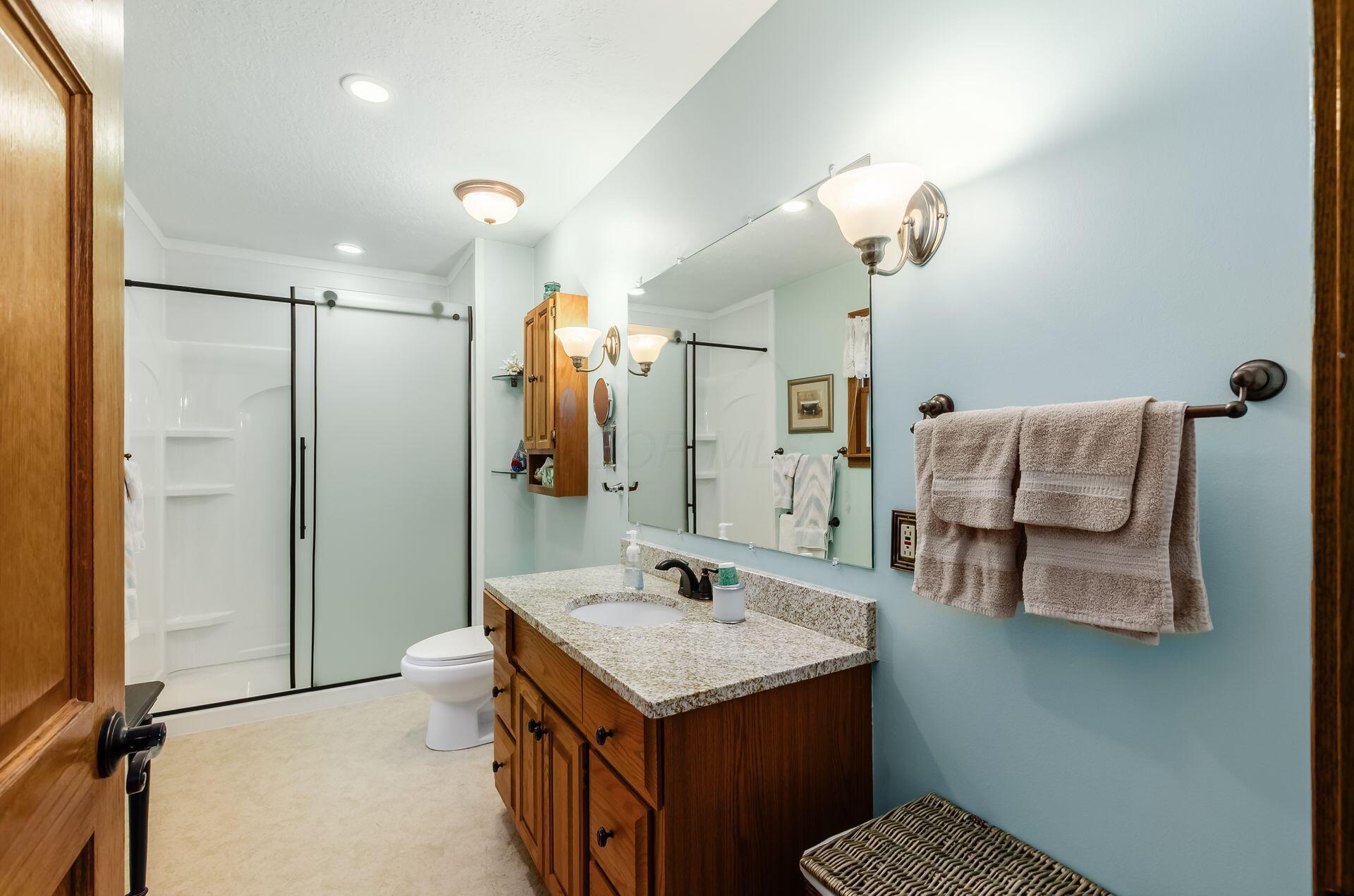 557 Ross Road Southeast Lancaster, OH 43130 - Photo 12 of 39