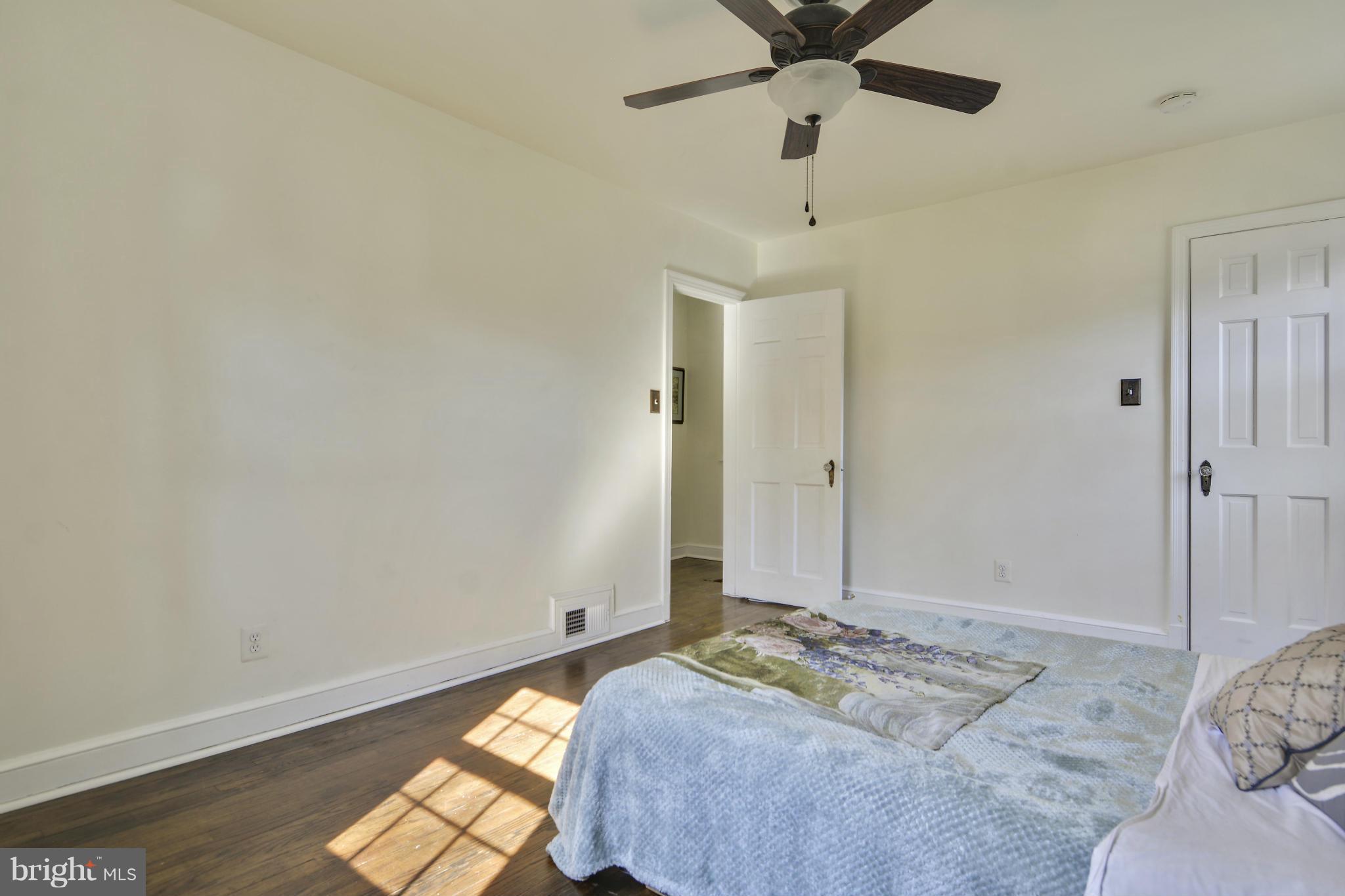 1509 Ballard Street Silver Spring, MD 20910 - Photo 17 of 30 Bedroom 2