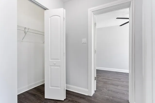 $1,541 | 1521 West Sherwin Avenue, Unit 304, Chicago, IL 60626