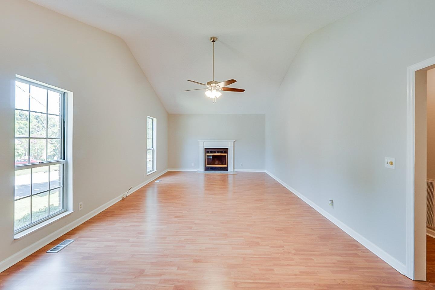 1432 Hunters Branch Road Antioch, TN 37013 - Photo 2 of 28 Gallery Image 2