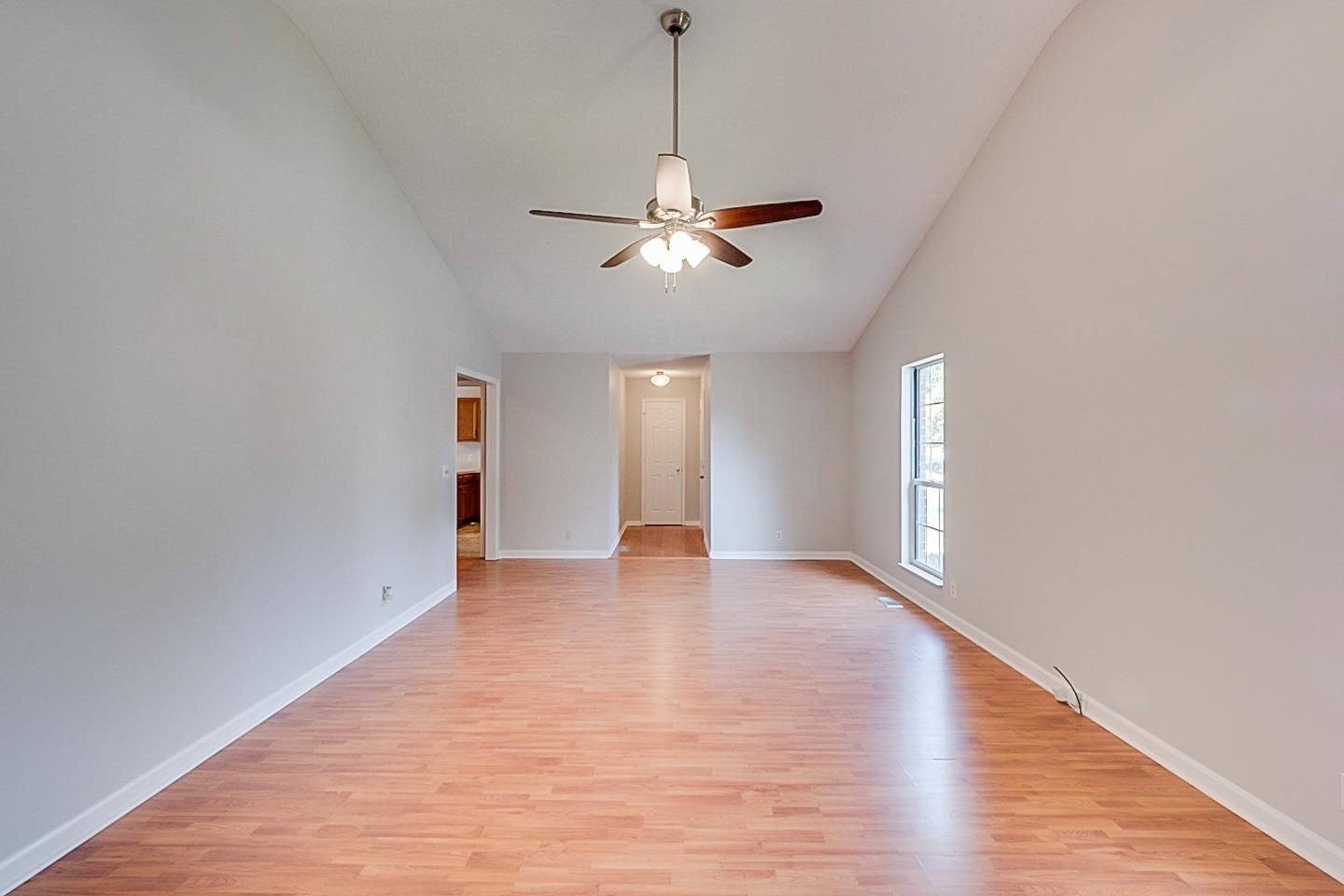 1432 Hunters Branch Road Antioch, TN 37013 - Photo 9 of 28 Gallery Image 9