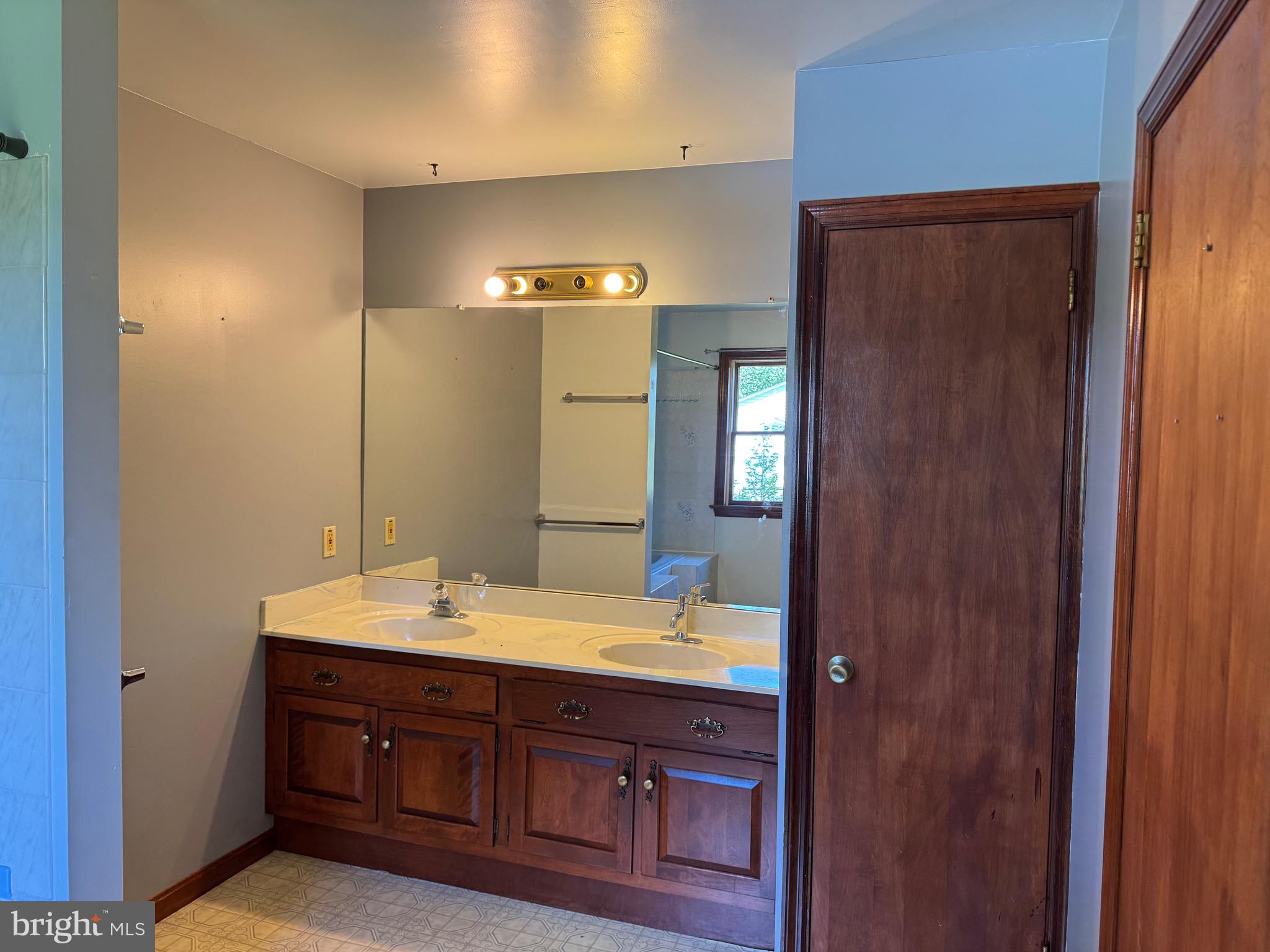 2395 Stumptown Road Bird-in-Hand, PA 17505 - Photo 13 of 25