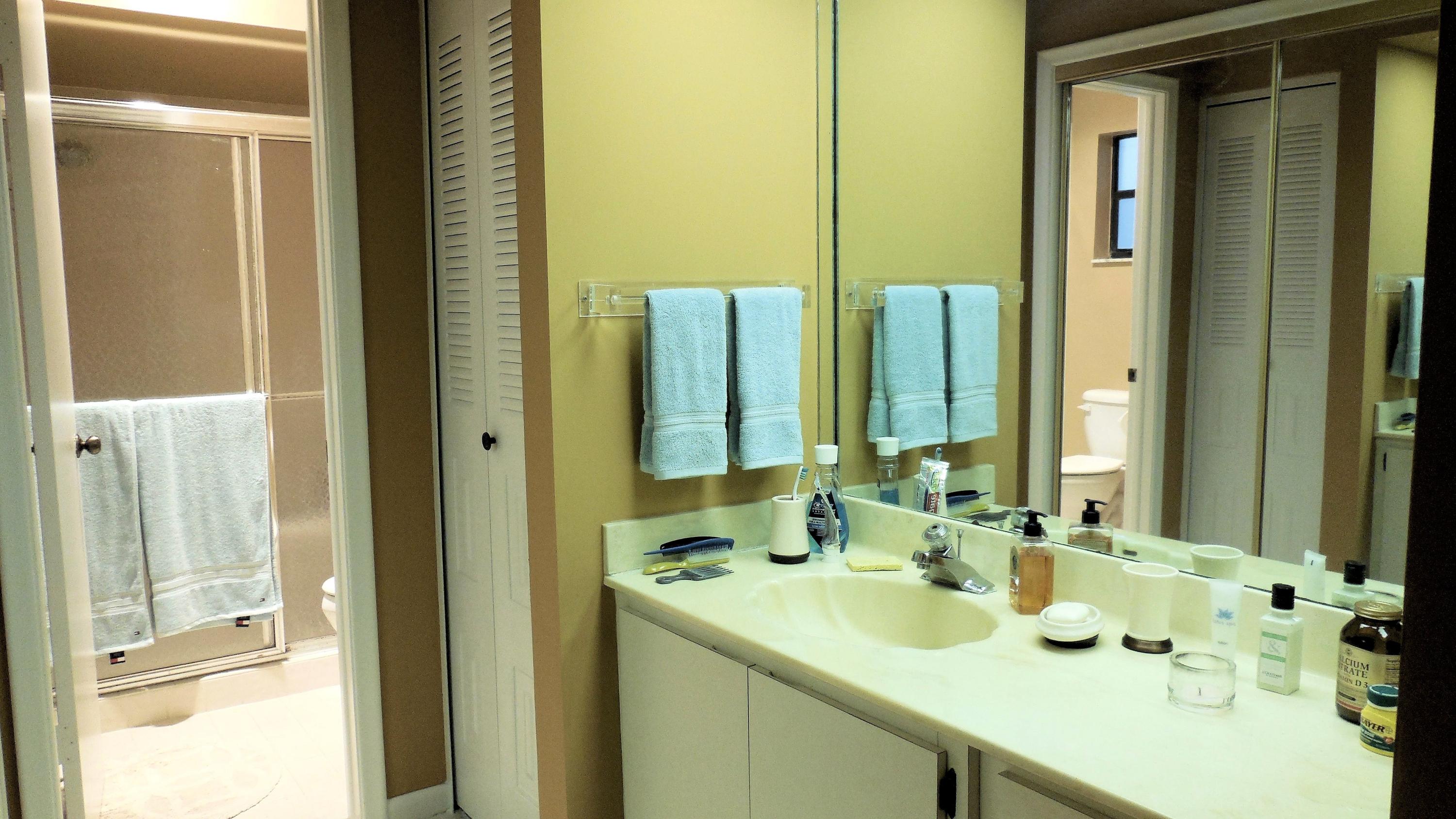 10979 Water Oak Manor Boca Raton, FL 33498 - Photo 12 of 27 MASTER BATH