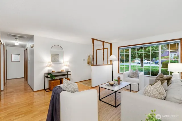 $600,000 | 12903 Southeast 160th Street, Renton, WA 98058