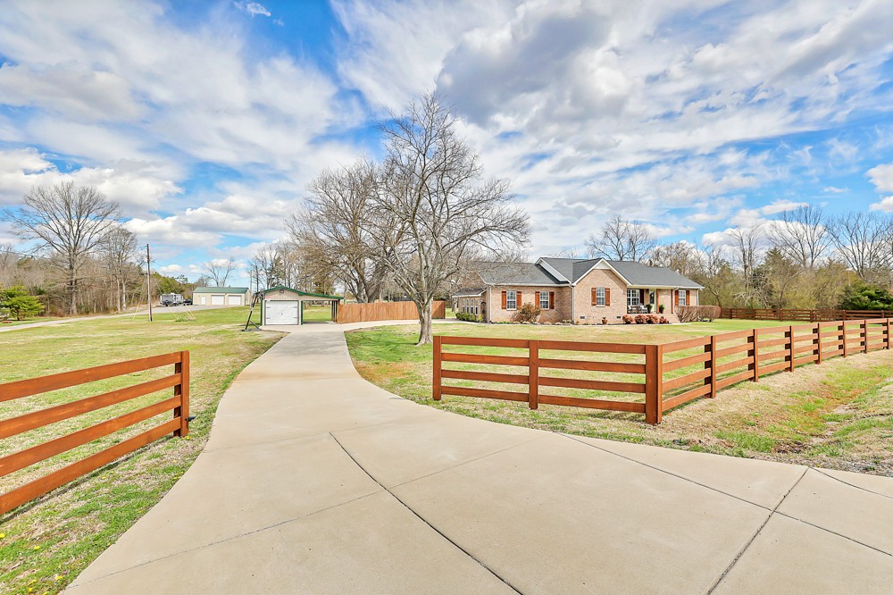 11840 Karo Road Christiana, TN 37037 - Photo 1 of 32 Gallery Image 1
