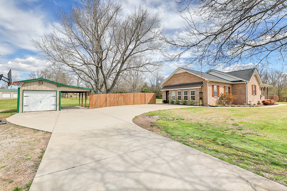 11840 Karo Road Christiana, TN 37037 - Photo 3 of 32 Gallery Image 3