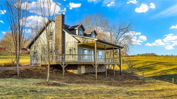 $549,900 | 553 Graybeal Calloway Drive, Jefferson, NC 28640