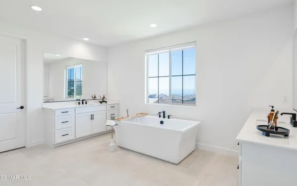 $1,670,000 | 21242 Wild Flower Way, Chatsworth, CA 91311