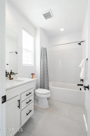 $1,670,000 | 21242 Wild Flower Way, Chatsworth, CA 91311