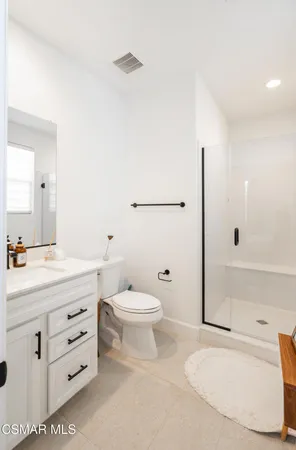 $1,670,000 | 21242 Wild Flower Way, Chatsworth, CA 91311