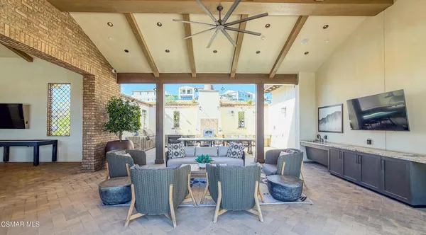 $1,670,000 | 21242 Wild Flower Way, Chatsworth, CA 91311
