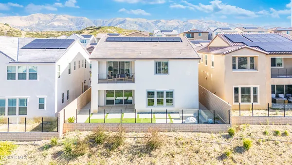 $1,670,000 | 21242 Wild Flower Way, Chatsworth, CA 91311