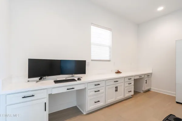 $1,670,000 | 21242 Wild Flower Way, Chatsworth, CA 91311