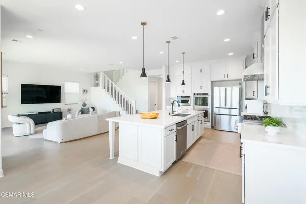 $1,670,000 | 21242 Wild Flower Way, Chatsworth, CA 91311