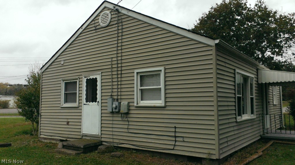 237 North Seneca Street Rittman, OH 44270 - Photo 2 of 17