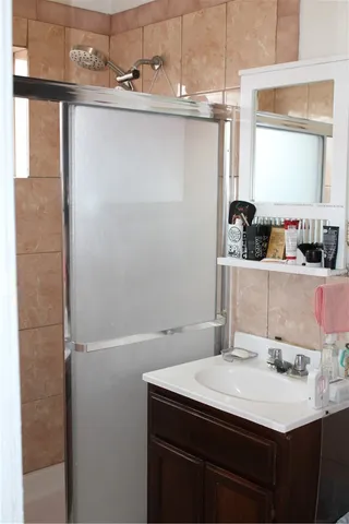 $1,140,000 | 531 South Hillview Avenue, Los Angeles, CA 90022