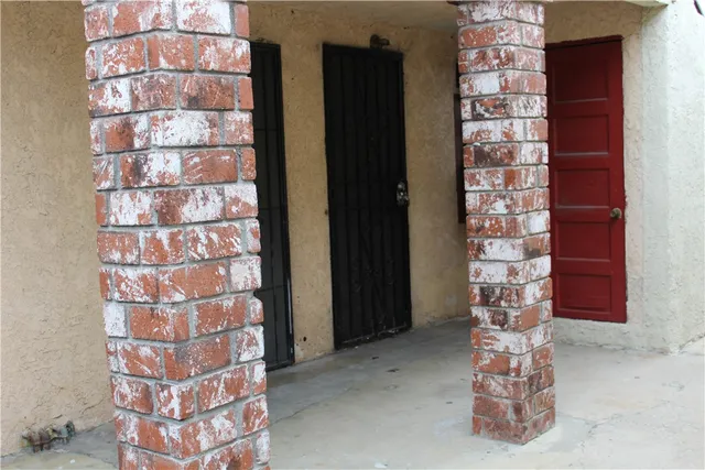 $1,140,000 | 531 South Hillview Avenue, Los Angeles, CA 90022