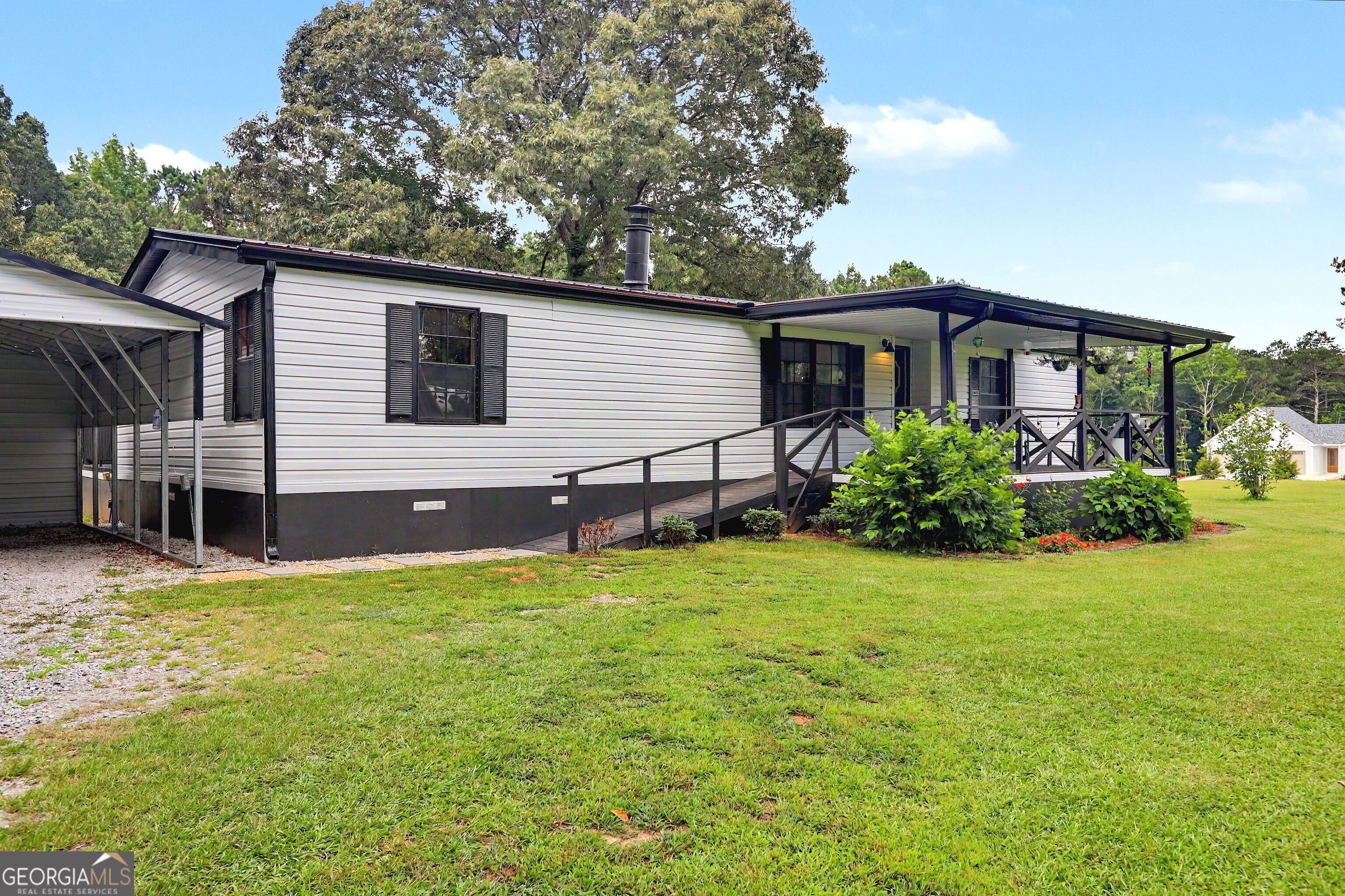 223 Russell Road Milner, GA 30257 - Photo 2 of 53