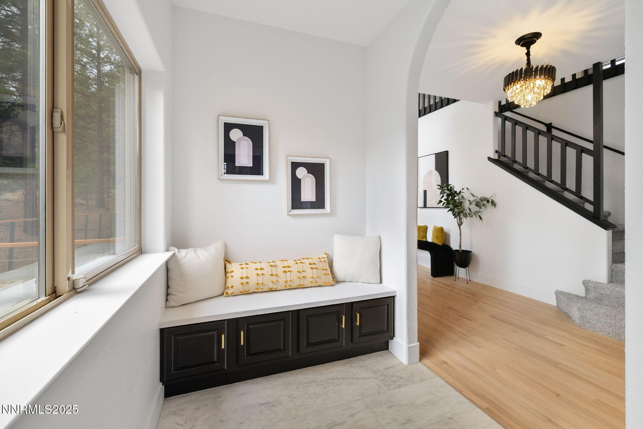 16435 Snow Flower Drive Reno, NV 89511 - Photo 3 of 48 a living room with furniture