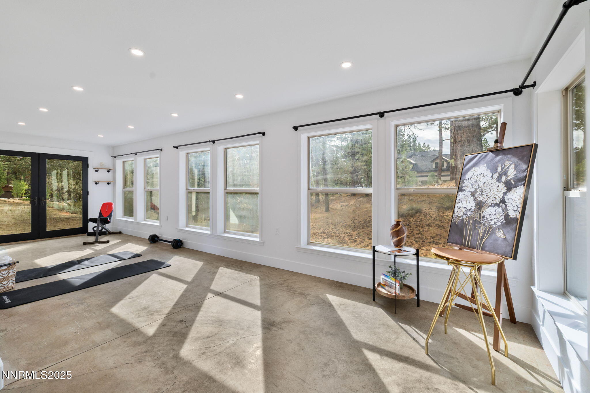 16435 Snow Flower Drive Reno, NV 89511 - Photo 37 of 48 a very nice looking room with a large window