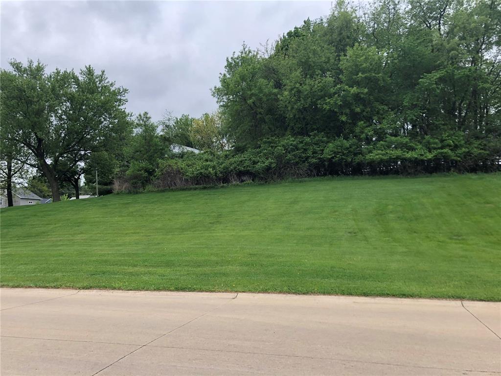 6515 Cottage Ridge Court Cedar Rapids, IA 52411 - Photo 2 of 4 Gallery Image 2