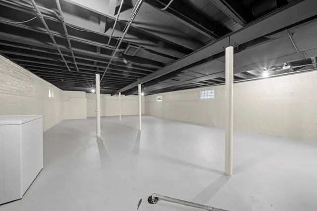 $179,900 | 14231 South Dearborn Street, Riverdale, IL 60827